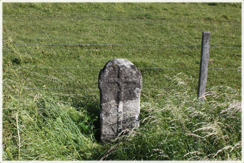 Gotland, Brudstenen i Rone - foto: Bernt Enderborg