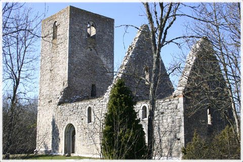 Gotland, Ganns ödekyrka - foto: Bernt Enderborg