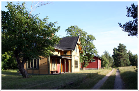 Gotland, Buttle järnvägsstation - foto: Bernt Enderborg