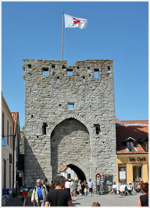 Gotland, Återställ hålen - foto: Bernt Enderborg