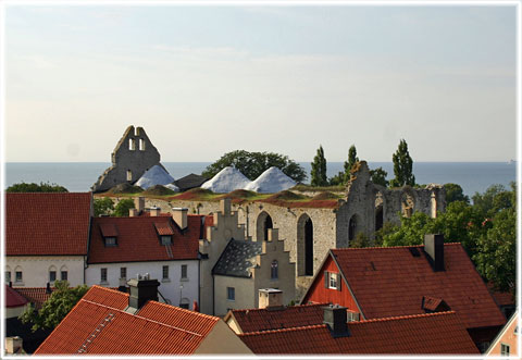 Gotland, Ruiner - foto: Bernt Enderborg